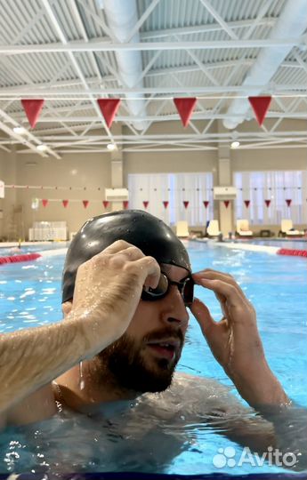 Тренер по плаванию