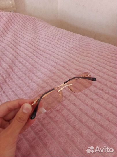 Солнцезащитные очки