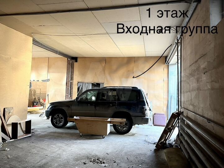 Здание, 1300 м²