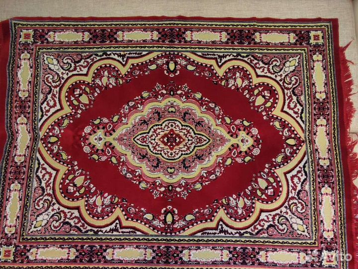 Покрывало ковровое для дивана/кровати 130х180 см