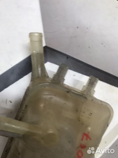 Рено Флюенс расширительный бачок