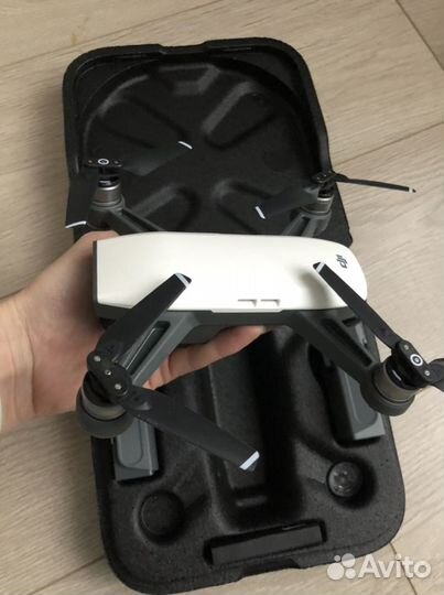 Квадрокоптер DJI spark Combo