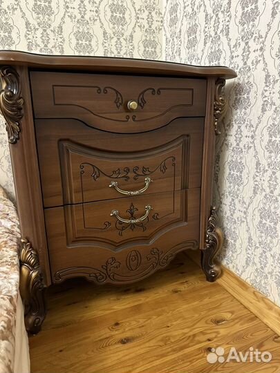 Прикроватные тумбы 2шт