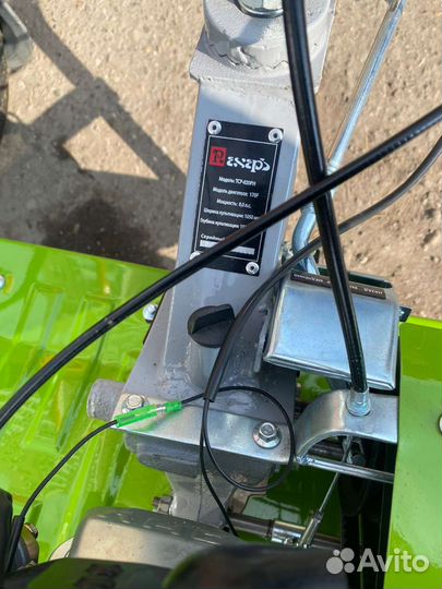 Мотоблок Пахарь 8л.с. полный комплект