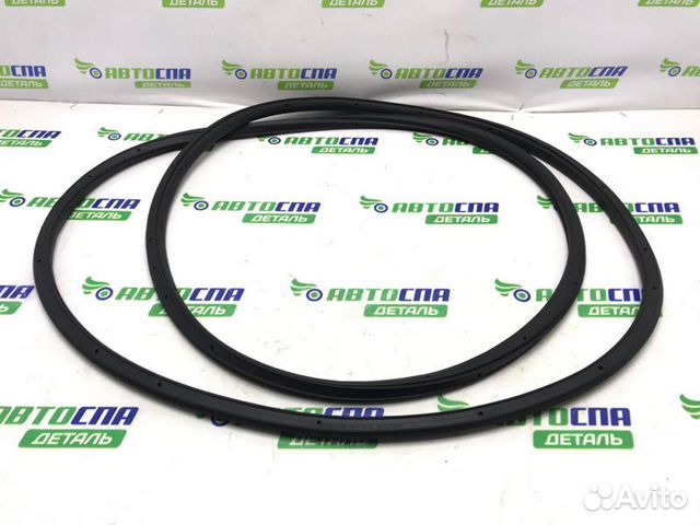 Уплотнитель двери задний правый Mazda 3 BP PE / P5