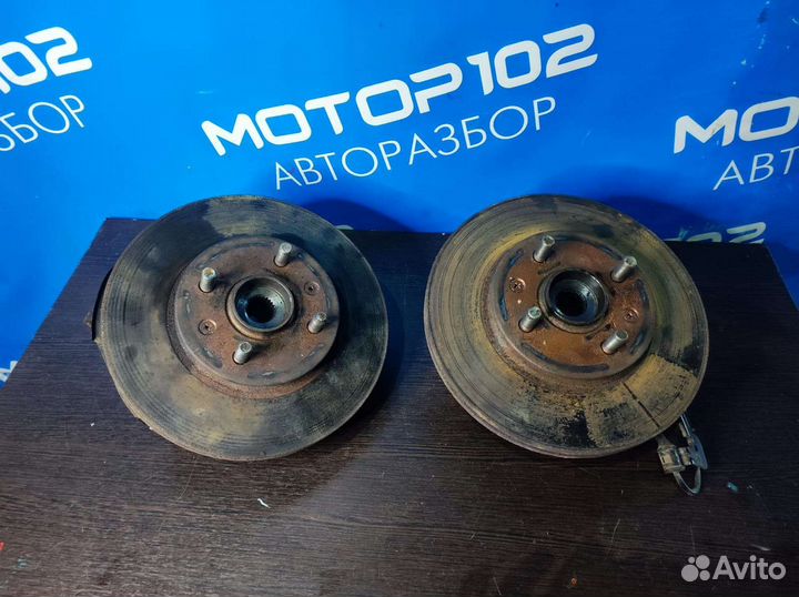 Кулак поворотный правый Kia Rio 3