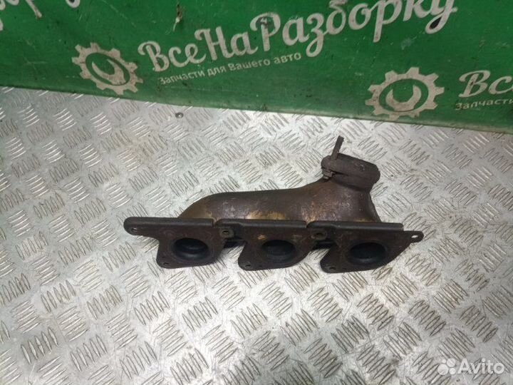 Коллектор выпускной Mercedes-Benz W 204 седан 2008