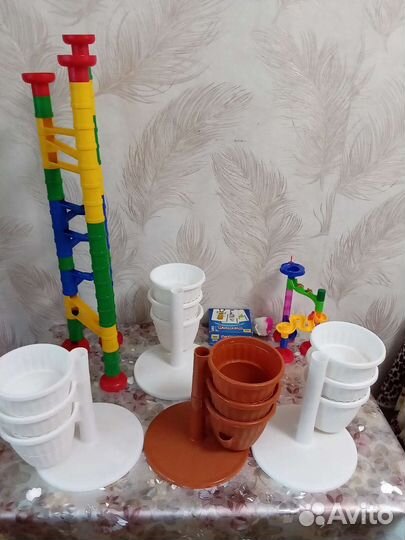 Трехярусные кашпо для цветов