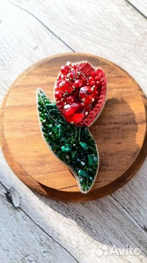 Брошь Тюльпан ручной работы