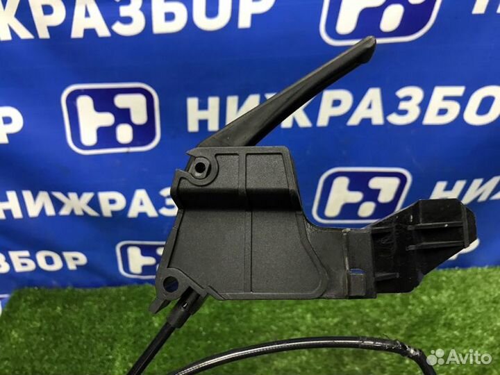 Трос открывания капота передний Peugeot 308 1.6