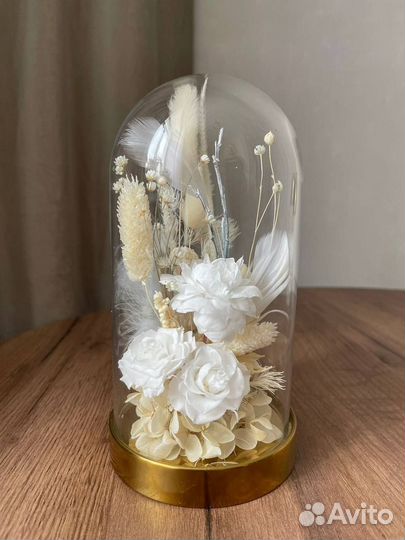 Композиции из сухоцветов в вазочке/кашпо