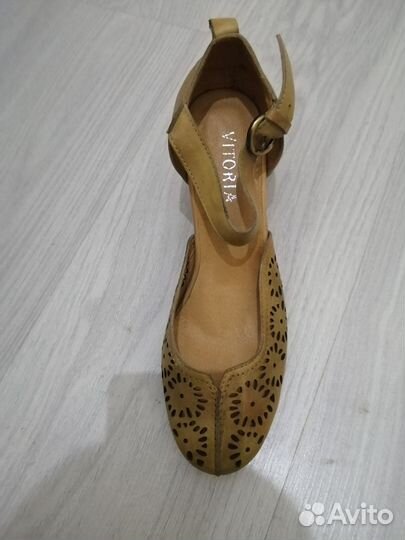 Босоножки женские 36 размер