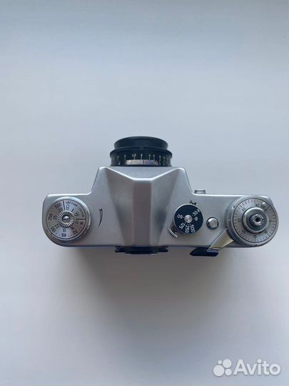 Плёночный фотоаппарат 