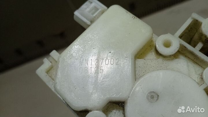 Активатор замка багажника Mitsubishi Outlander