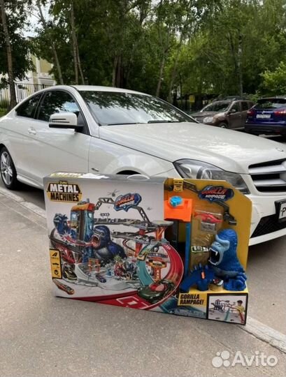 Трек Zuru Metal Machines Gorilla Attack 6726