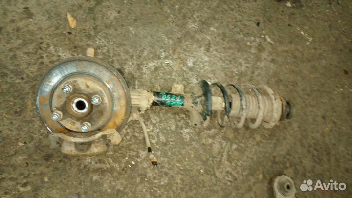 Шевроле авео т250 правая стойка