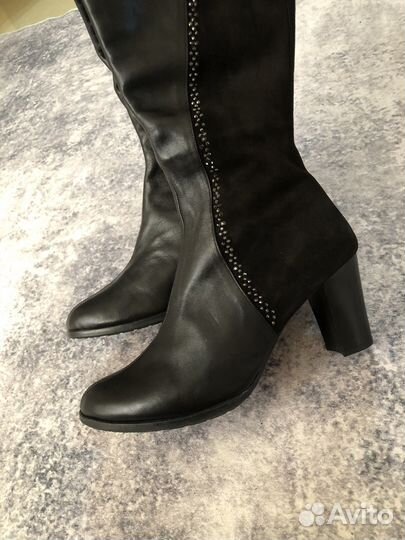Женские кожаные сапоги Новые