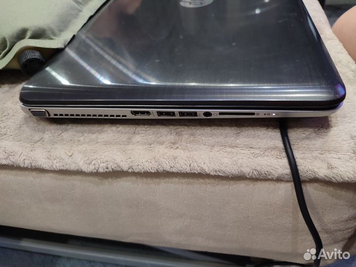 Ноутбук HP pavilion 17 -e015 sr