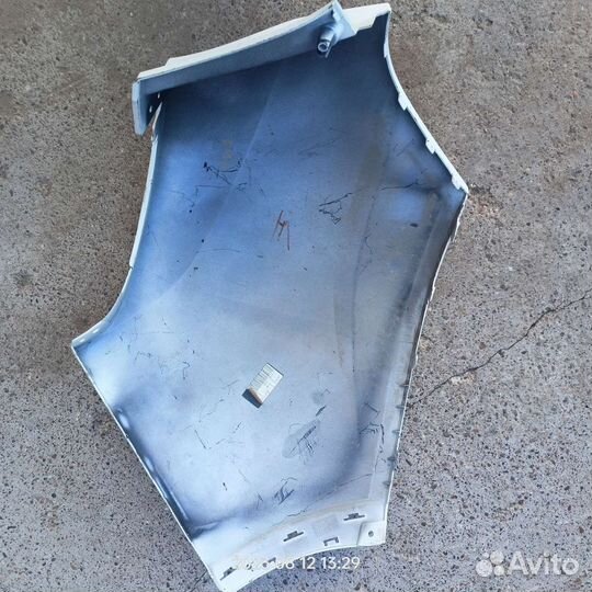 Задний правый бампер клык Renault Arkana