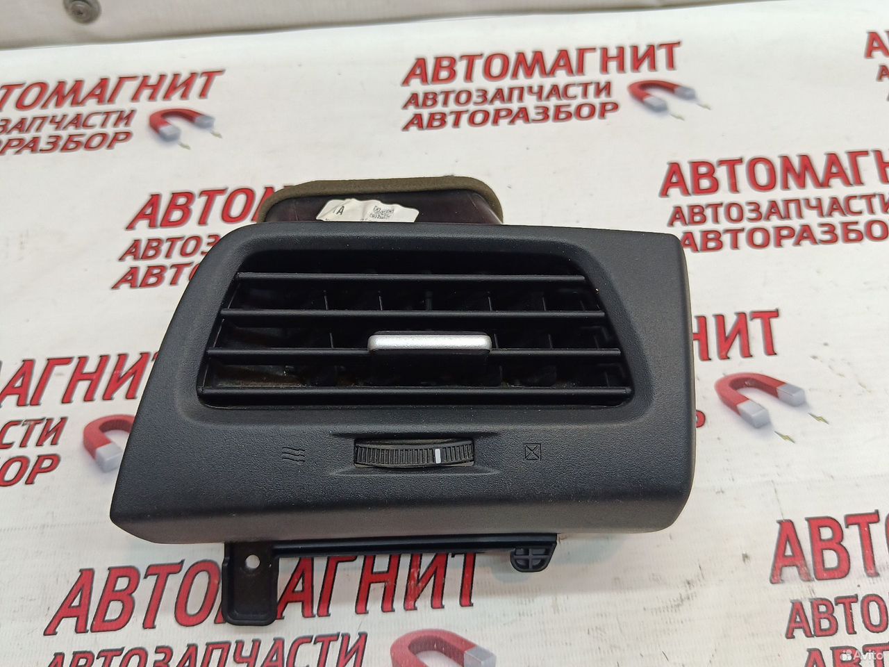 Дефлектор воздуховода правый Honda CR-V 4 11-15 г