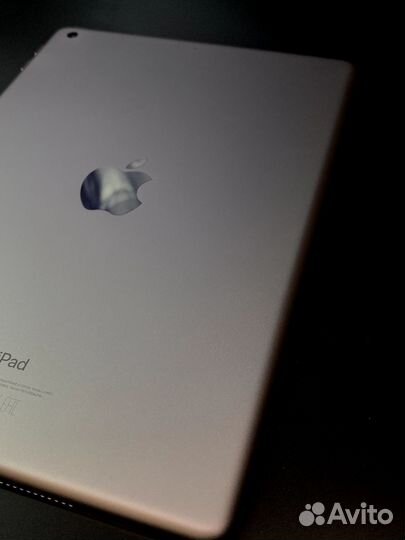 iPad 6 поколения 32. Возможен обмен на iPhone