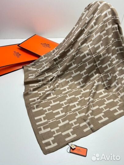 Шерстяной платок Hermes