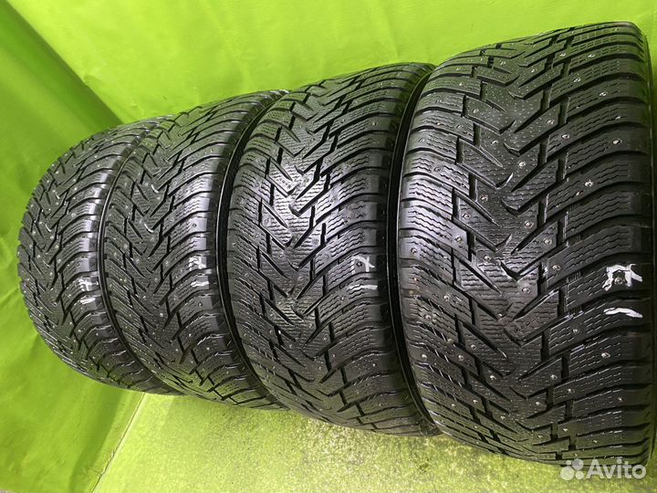 Nokian Tyres Hakkapeliitta 8 295/35 R21 107T
