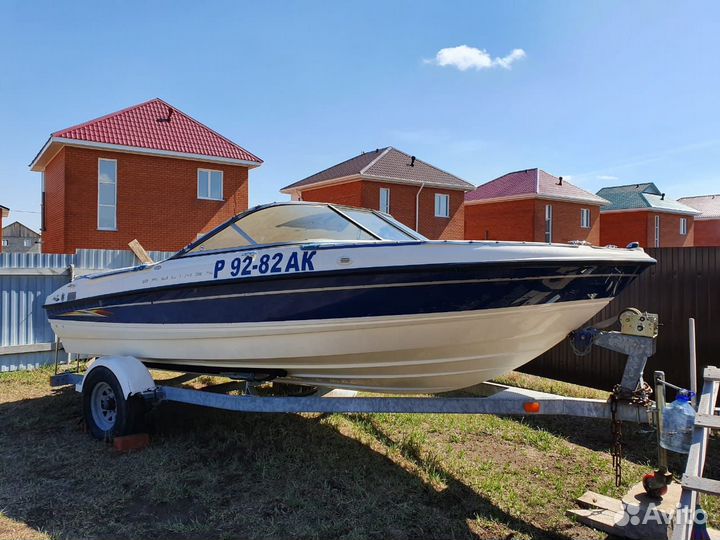 Катер Bayliner