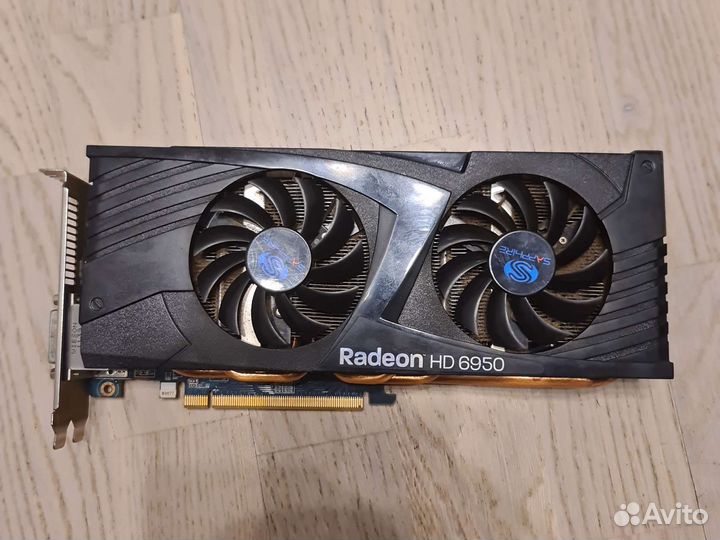Видеокарта Sapphire Radeon HD 6950