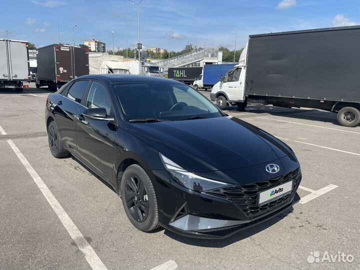 Hyundai Elantra, 2021