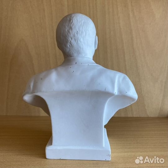 Бюст В.И. Ленина. лфз. Бисквит