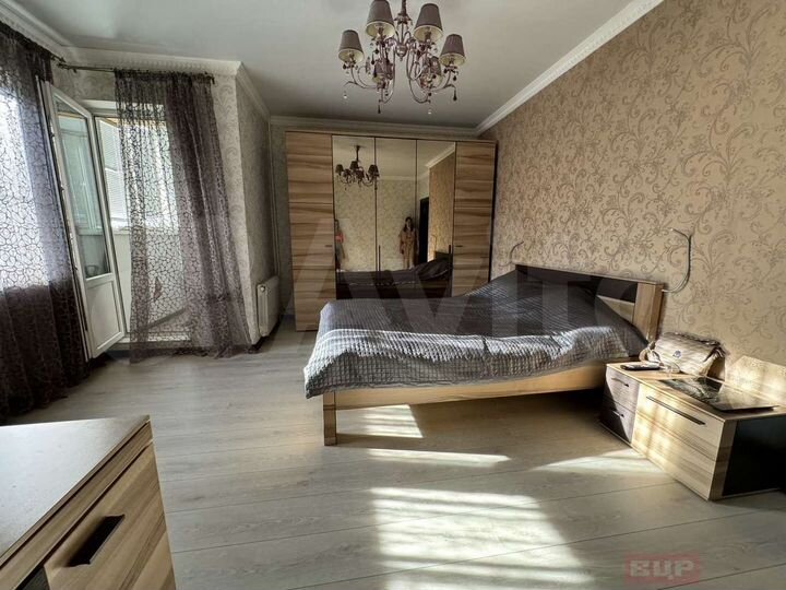 3-к. квартира, 80 м², 5/16 эт.