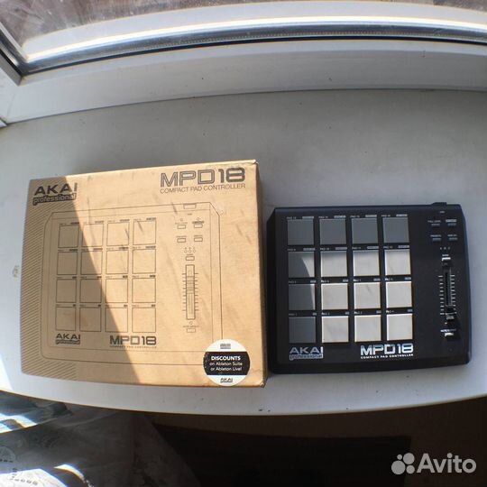 Midi-контроллер Akai mpd 18