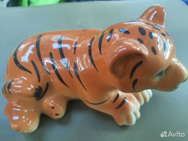 Тигр статуэтка