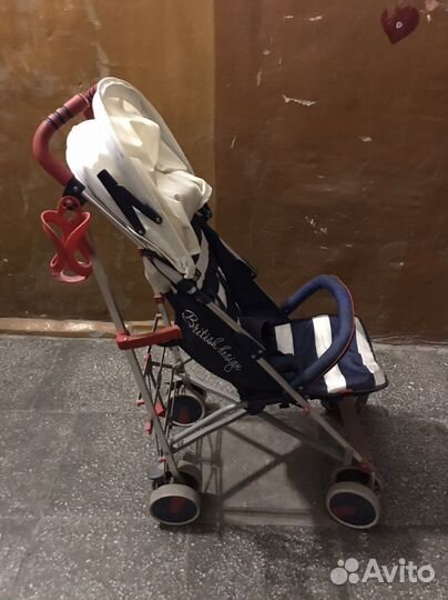 Прогулочная коляска