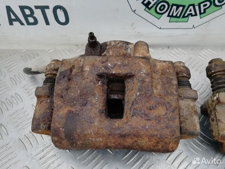 Суппорт передний Nissan Patrol K160 / K260 92г