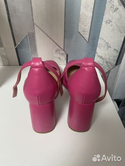 Туфли женские 37 размер