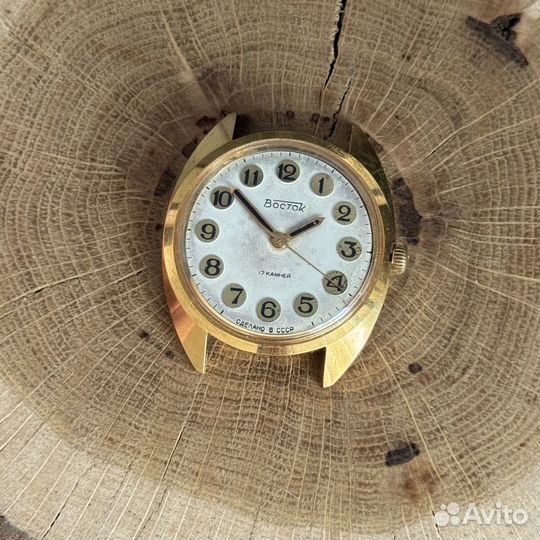 Восток Золотистый - мужские наручные часы СССР