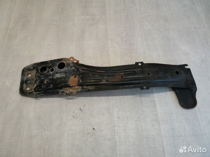 Балка передняя продольная Geely Emgrand Ec7 1.5