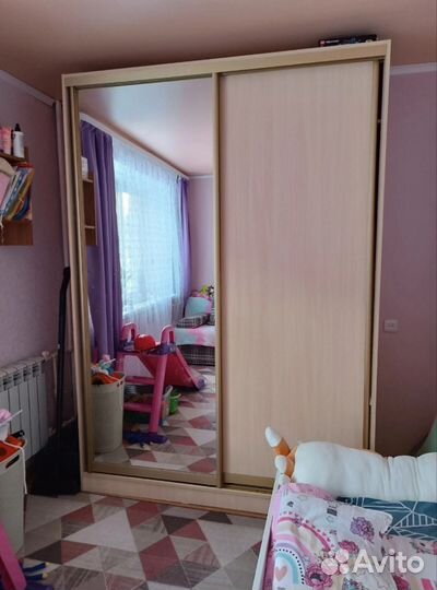 Шкаф купе с зеркалом