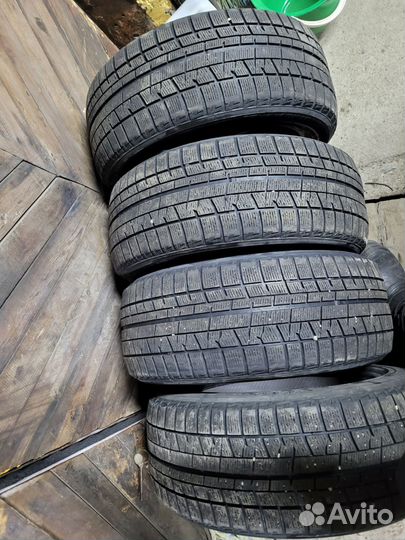 Yokohama Ice Guard IG50 215/50 R17