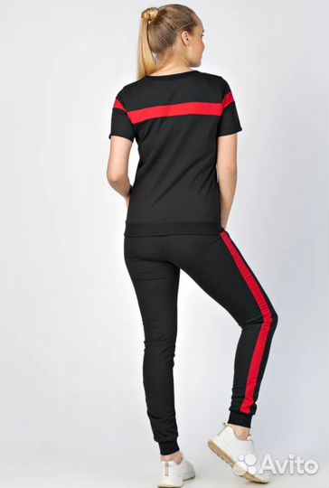 Спортивный костюм женский