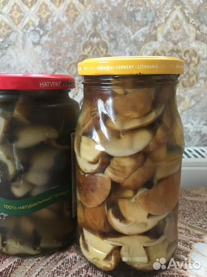 Грибы маринованные белые и др