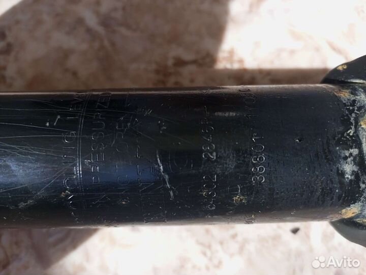 Стойка на рено сандеро степвей 2 2017г