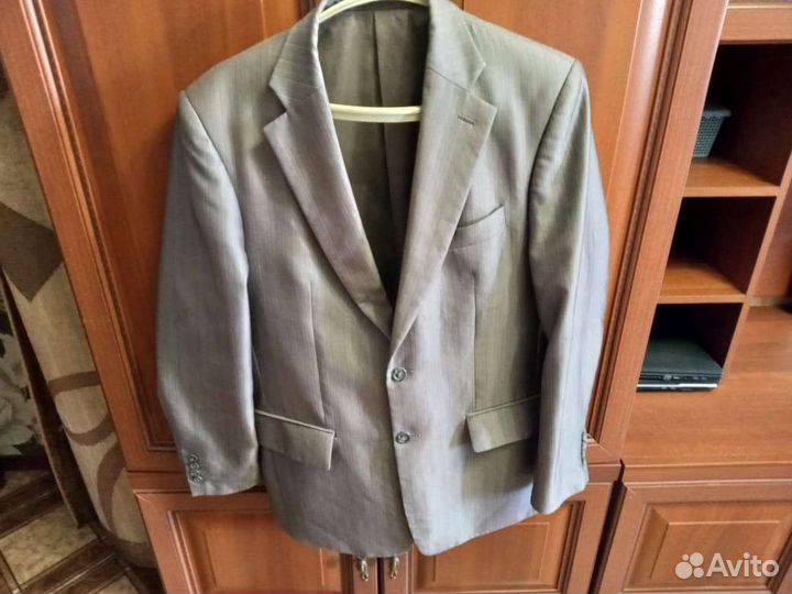 Мужской костюм