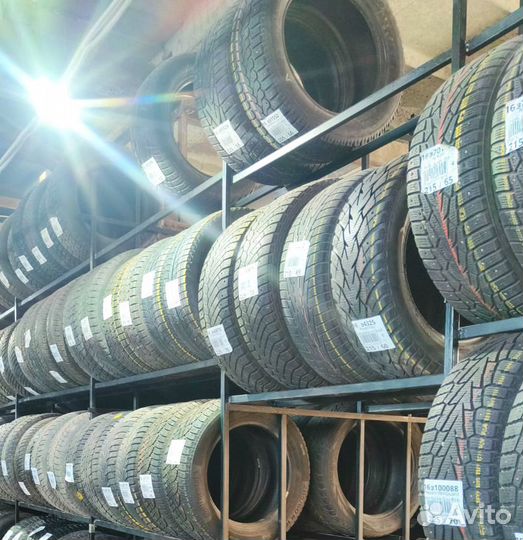 Bridgestone Ice Cruiser 7000 205/65 R15 94N