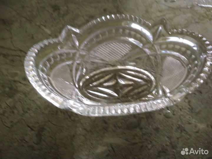 Хрустальная ваза