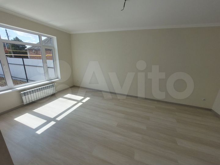 Дом 98 м² на участке 3 сот.