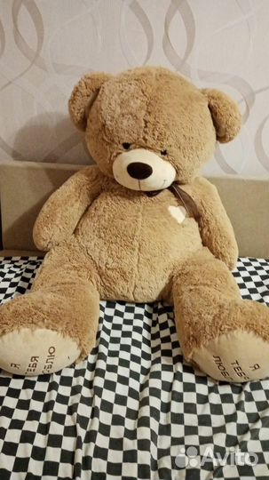 Плюшевый медведь (большой)