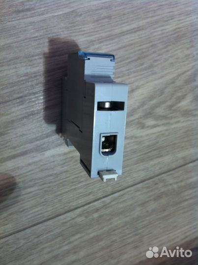 Разрядник Legrand 1-полюсный 15кА 230В 3940